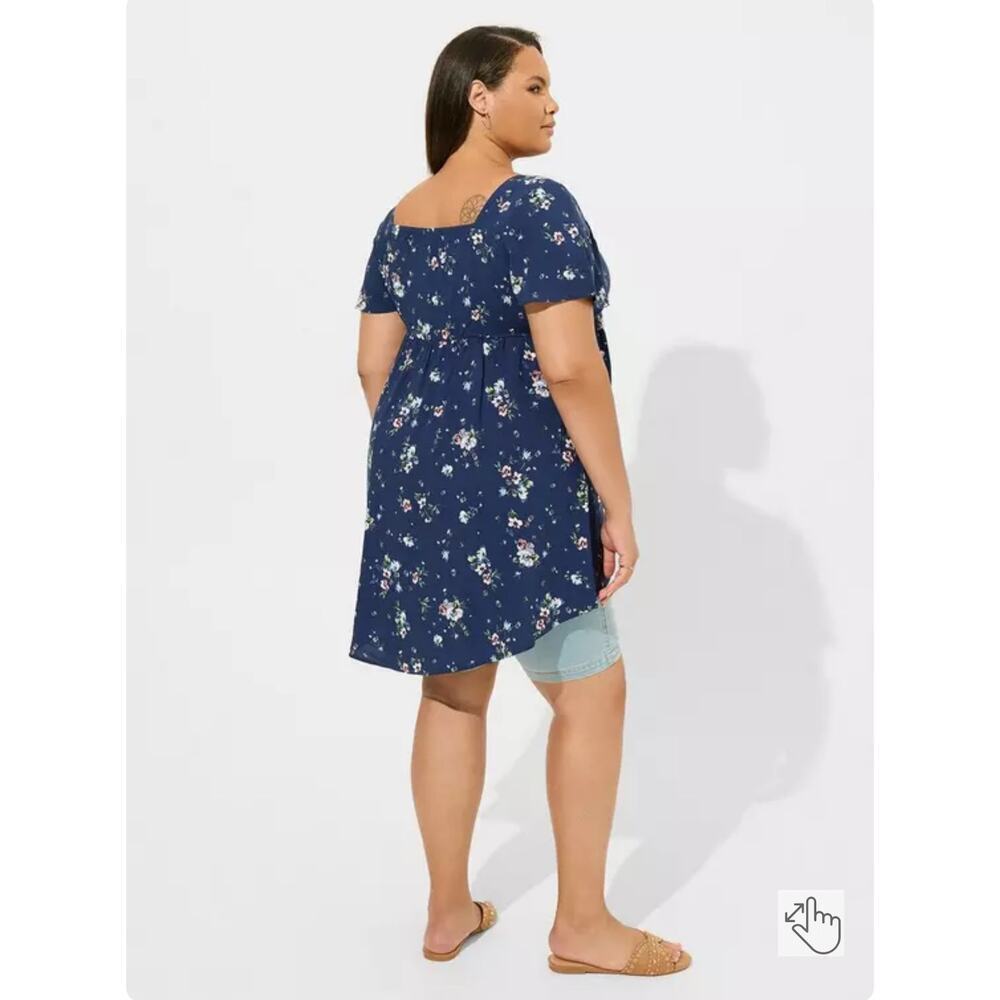 Torrid Navy Blue with Floral Babydoll Challis Lace-Up Hi Low Top 1X NWT - Picture 3 of 12